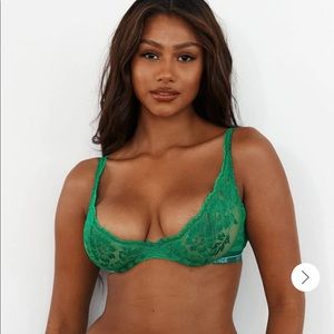 Lounge balcony bralette green 34B